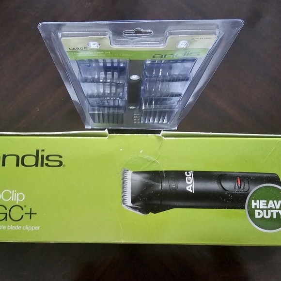 *FIRM* LNC Bundle Pet Trimmer- Andis Proclip AGC+ and New pack of guards - Picture 7 of 8